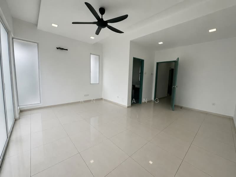 Cluster House for Sale in Horizon Hills (Iskandar Puteri (Nusajaya)) - Jane Tang - Living Room - PropertyGuru.com.my
