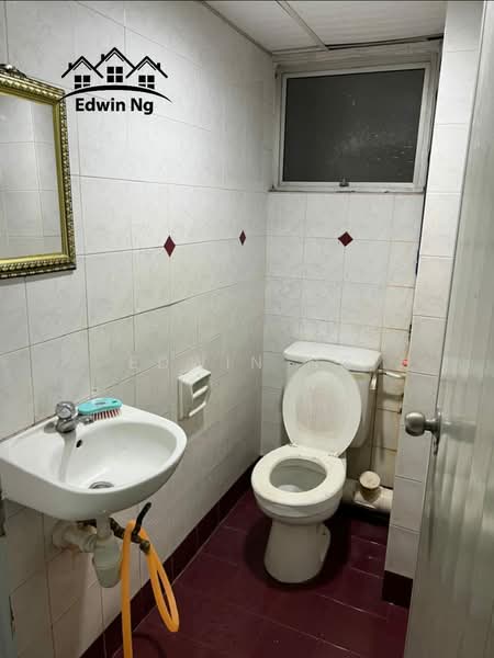 Kondominium untuk Dijual di N-Park Condominium - Edwin Ng - Bathroom - PropertyGuru.com.my