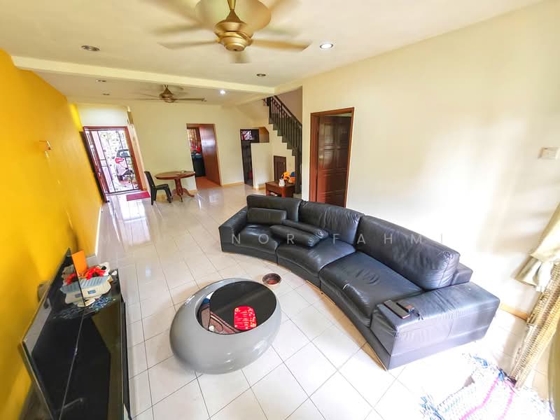 Rumah Teres 2 Tingkat untuk Dijual di Putrajaya (Putrajaya) - Mohd Nor Fahmi - Living Room - PropertyGuru.com.my