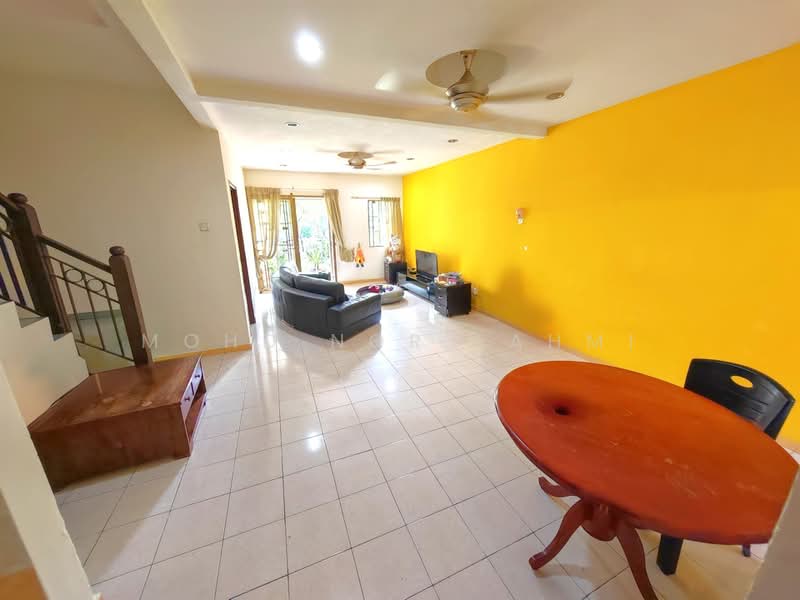 Rumah Teres 2 Tingkat untuk Dijual di Putrajaya (Putrajaya) - Mohd Nor Fahmi - Living Room - PropertyGuru.com.my