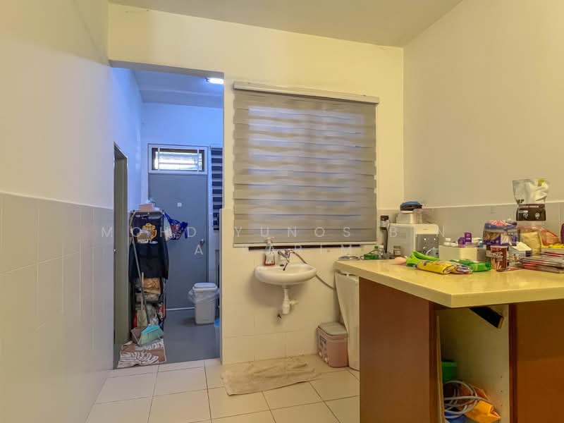 2-storey Terraced House for Sale in Bandar Putera 2 (Klang) - Mohd Yunos Bin A.Karim - Kitchen - PropertyGuru.com.my