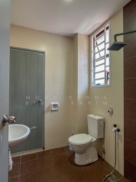 2-storey Terraced House for Sale in Bandar Putera 2 (Klang) - Mohd Yunos Bin A.Karim - Bathroom - PropertyGuru.com.my