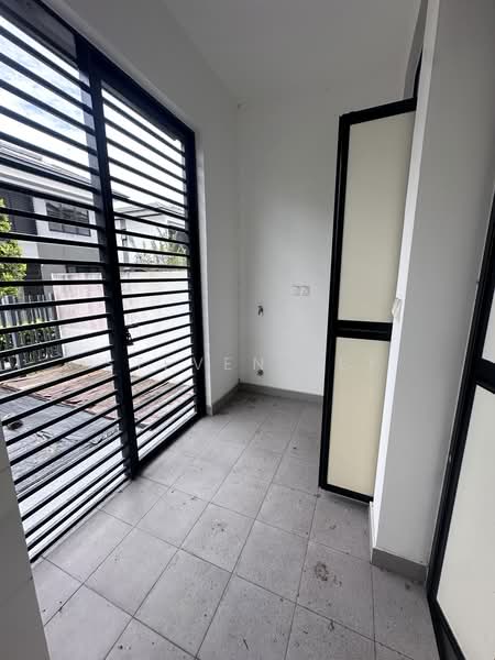 Rumah Banglo untuk Dijual di Eco Ardence (Setia Alam) - Steven Tey - Balcony - PropertyGuru.com.my