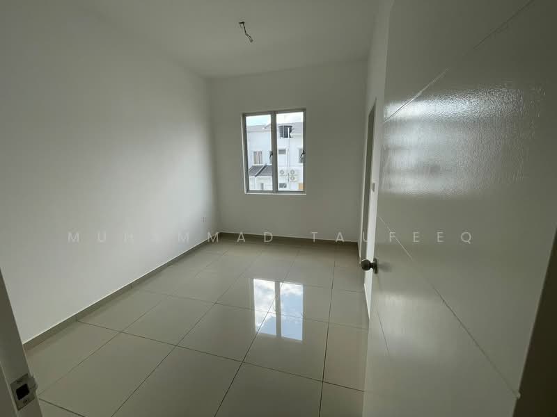 2-storey Terraced House for Rent in Eka Heights (Bandar Sri Sendayan) - Muhammad Taufeeq - Interior - PropertyGuru.com.my