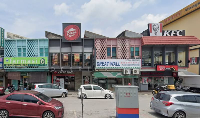 Kedai / Pejabat untuk Disewa di Pelabuhan Klang (Selangor) - Derrick Hee - Exterior - PropertyGuru.com.my