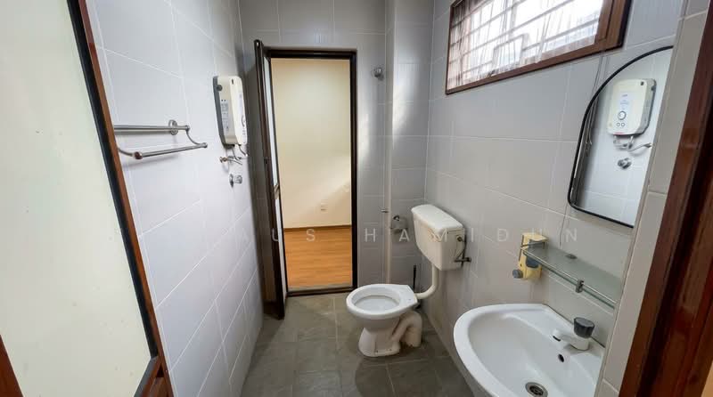 Rumah Teres 2 Tingkat untuk Dijual di Klang (Selangor) - Firdaus Hamidun - Bathroom - PropertyGuru.com.my