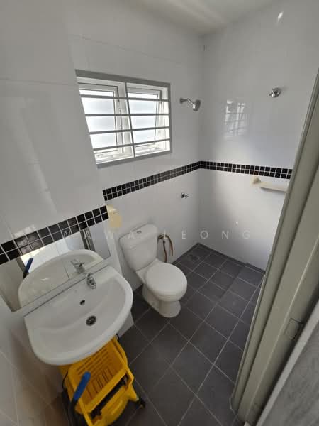 2-storey Terraced House for Sale in Taman Subang Impian (Shah Alam) - Wawa Leong - Bathroom - PropertyGuru.com.my
