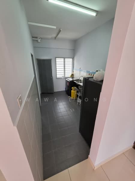 2-storey Terraced House for Sale in Taman Subang Impian (Shah Alam) - Wawa Leong - Kitchen - PropertyGuru.com.my