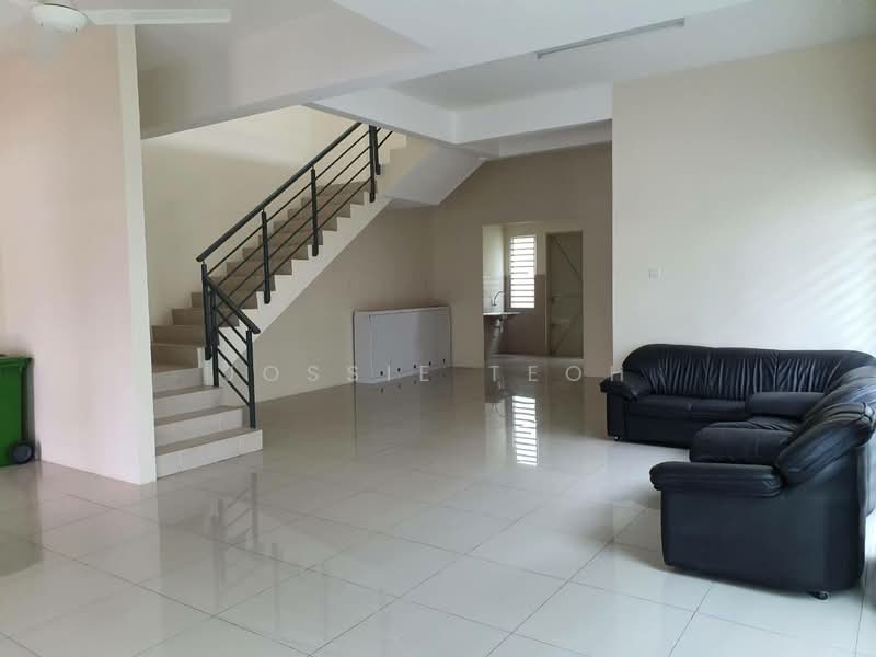 Rumah Berkembar untuk Dijual di Seberang Perai (Penang) - Jossie Teoh - Living Room - PropertyGuru.com.my