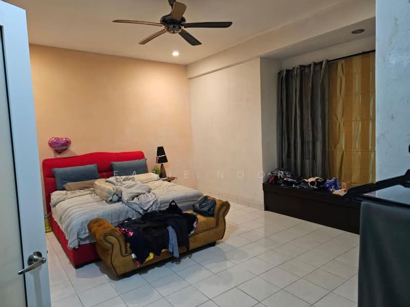 Rumah Teres 2 Tingkat untuk Dijual di Alam Budiman (Shah Alam) - Fazie Noor - Bedroom - PropertyGuru.com.my