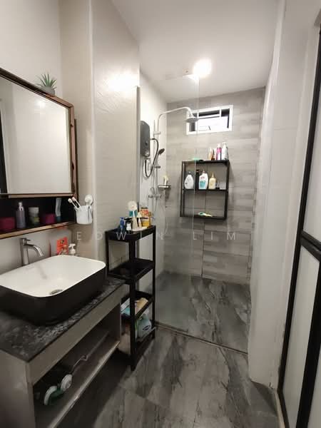 Rumah Teres 2 Tingkat untuk Dijual di Senai (Johor) - Edwin Lim - Bathroom - PropertyGuru.com.my