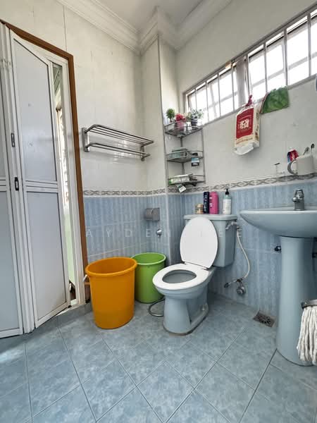 2-storey Terraced House for Sale in BANDAR PUCHONG JAYA (Puchong) - Jayden Lee - Bathroom - PropertyGuru.com.my