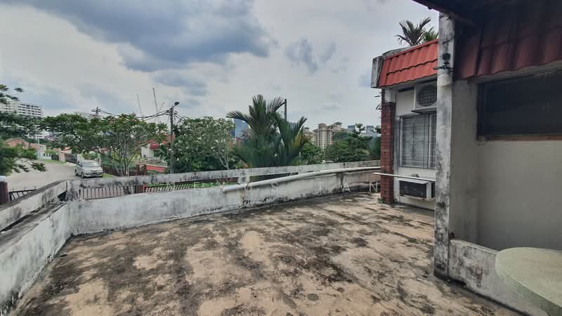 Rumah Berkembar untuk Dijual di Taman Desa (Kuala Lumpur) - Nexus Tan - Exterior - PropertyGuru.com.my