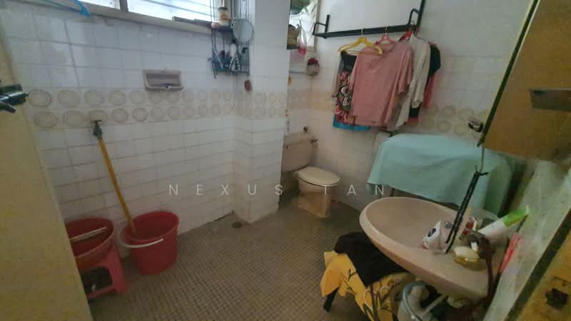 Rumah Berkembar untuk Dijual di Taman Desa (Kuala Lumpur) - Nexus Tan - Bathroom - PropertyGuru.com.my