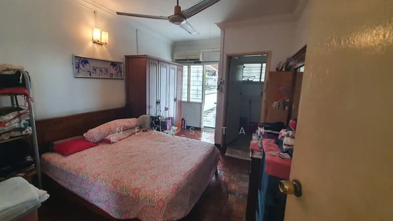 Rumah Berkembar untuk Dijual di Taman Desa (Kuala Lumpur) - Nexus Tan - Bedroom - PropertyGuru.com.my