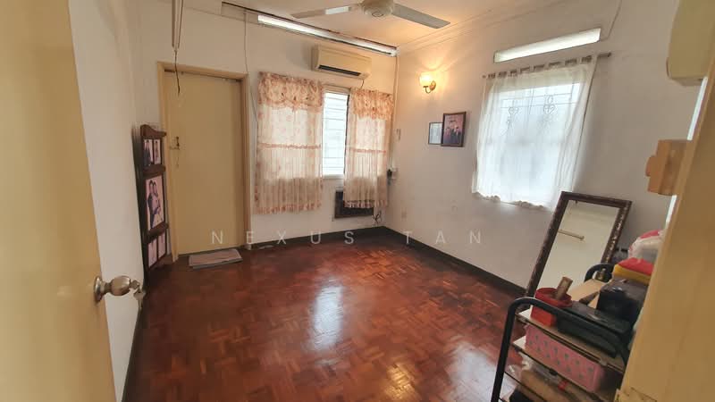 Rumah Berkembar untuk Dijual di Taman Desa (Kuala Lumpur) - Nexus Tan - Bedroom - PropertyGuru.com.my