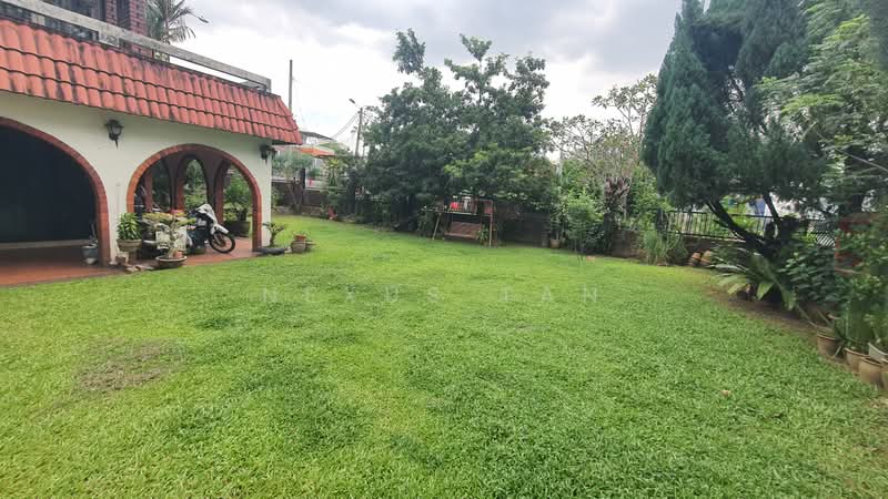 Rumah Berkembar untuk Dijual di Taman Desa (Kuala Lumpur) - Nexus Tan - Garden - PropertyGuru.com.my