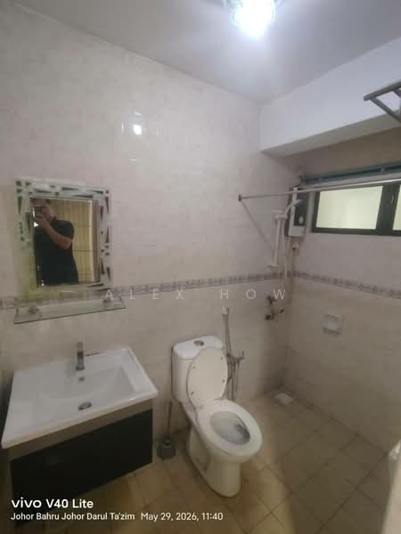 Rumah Teres 2 Tingkat untuk Disewa di Taman Perling (Perling) - Alex How - Bathroom - PropertyGuru.com.my