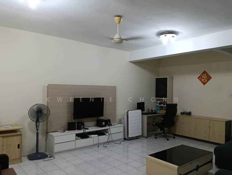 2-storey Terraced House for Sale in Bandar Mahkota Cheras (Cheras) - Kweenie Chong - Living Room - PropertyGuru.com.my