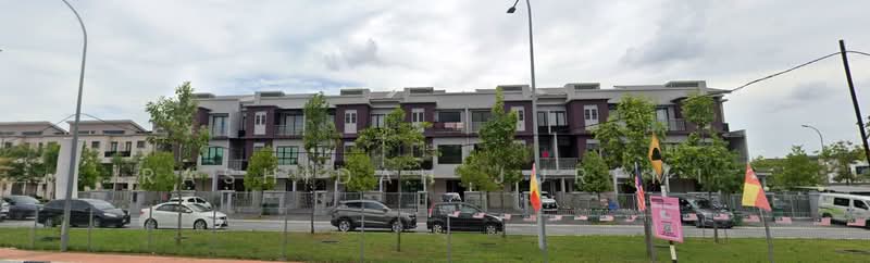 Townhouse for Sale in Kajang (Selangor) - Rashidah Juremi - Exterior - PropertyGuru.com.my