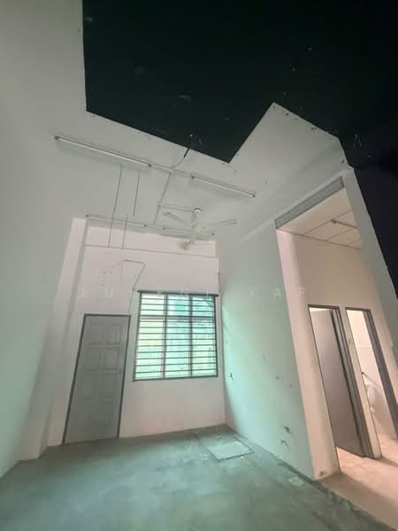 Shop for Sale in Seremban City Centre (Seremban) - Eugene Yap - Interior - PropertyGuru.com.my