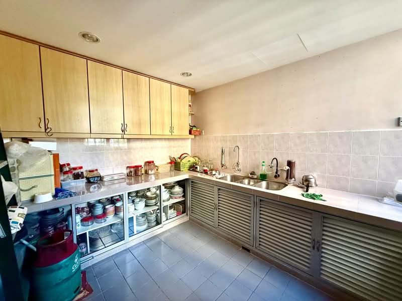 Condominium for Sale at Venice Hill - Abid Sabarudin - Kitchen - PropertyGuru.com.my