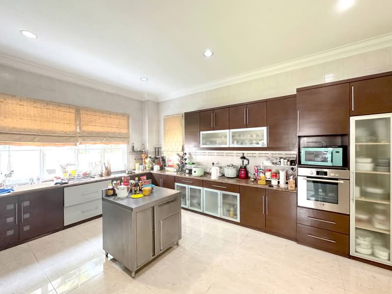 Bungalow for Sale in Selangor Polo Residency (Kota Damansara) - Vincent Liaw - Kitchen - PropertyGuru.com.my