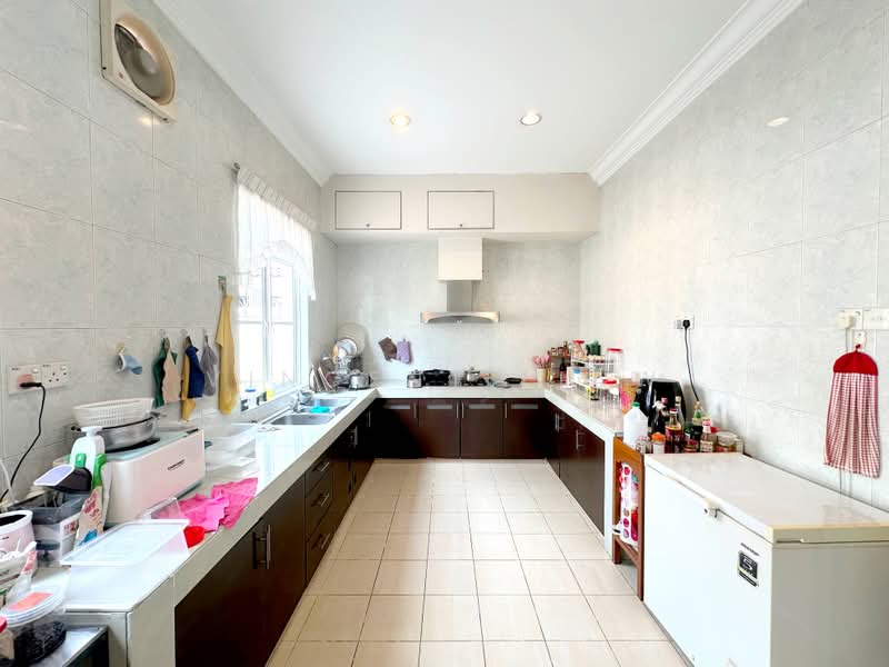 Bungalow for Sale in Selangor Polo Residency (Kota Damansara) - Vincent Liaw - Kitchen - PropertyGuru.com.my
