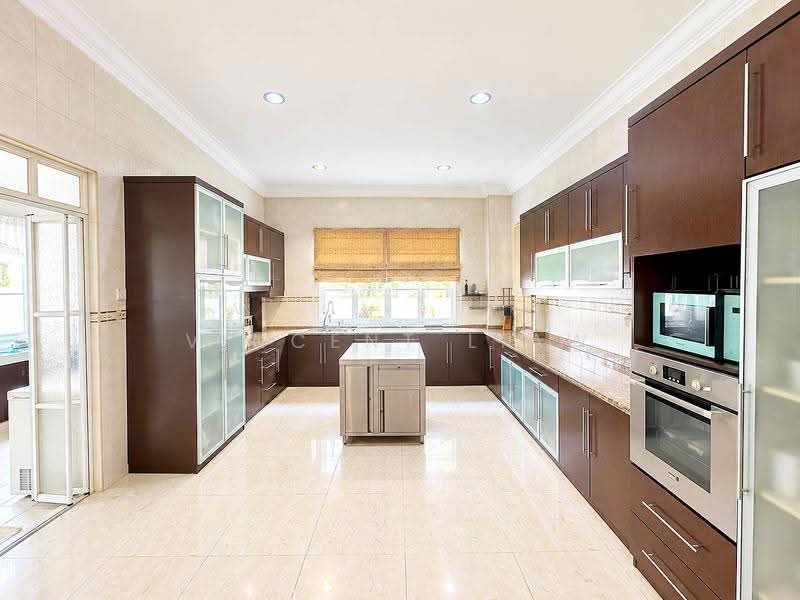 Bungalow House for Sale in Selangor Polo Residency (Kota Damansara) - Vincent Liaw - Kitchen - PropertyGuru.com.my