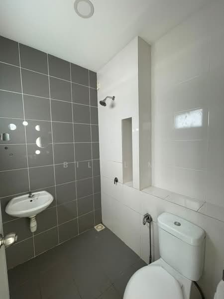 Rumah Teres 2 Tingkat untuk Disewa di Eco Grandeur (Puncak Alam) - Bill Lim - Bathroom - PropertyGuru.com.my