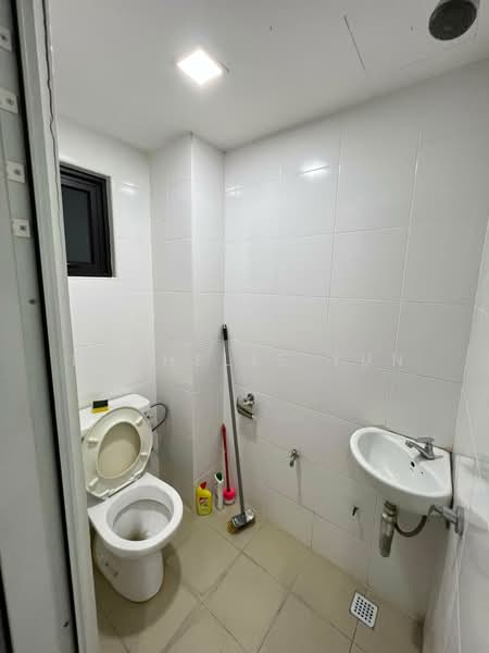 Condominium for Rent at Royalle Condominium - Michelle Yun - Bathroom - PropertyGuru.com.my