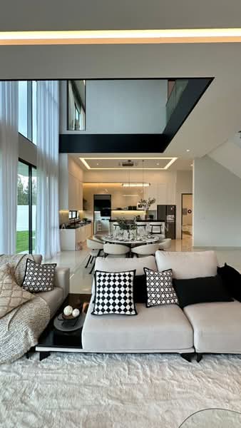Link Bungalow for Sale in Horizon Hills (Iskandar Puteri (Nusajaya)) - Jane Tang - Living Room - PropertyGuru.com.my
