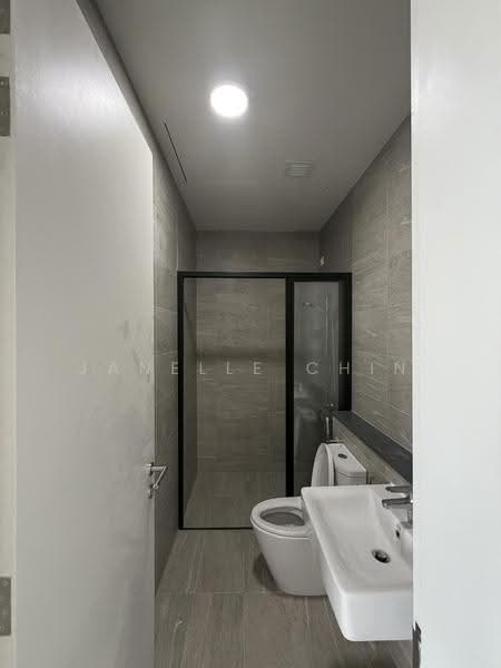 Shop / Office untuk Disewa di Kota Damansara (Selangor) - Janelle Chin - PropertyGuru.com.my