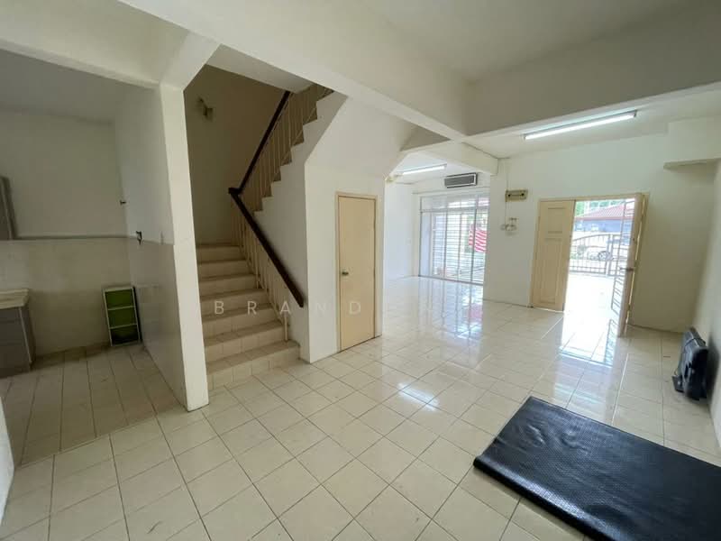 Rumah Teres 2 Tingkat untuk Dijual di Ukay Bistari (Ulu Kelang) - Brandon . - Interior - PropertyGuru.com.my