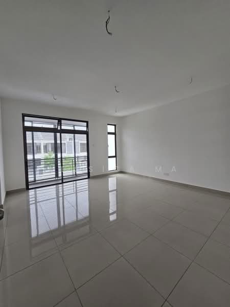 Rumah Teres untuk Disewa di Skudai (Johor) - Jessica Ma - Living Room - PropertyGuru.com.my