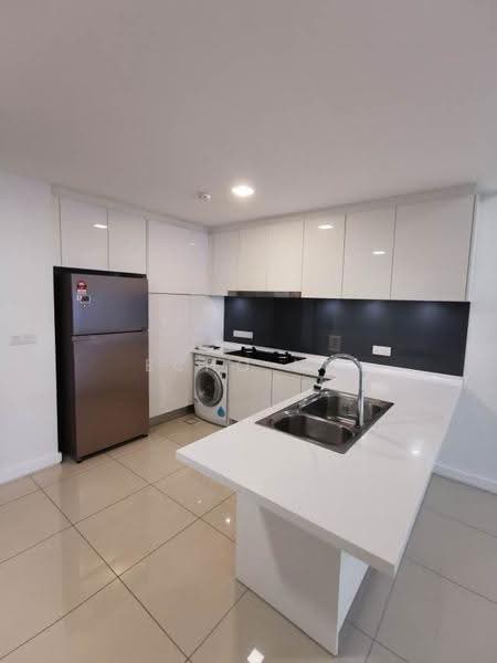 Kondominium untuk Dijual di Westside Three - Echo Ng - Kitchen - PropertyGuru.com.my