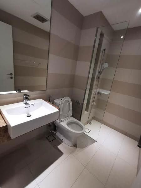 Kondominium untuk Dijual di Westside Three - Echo Ng - Bathroom - PropertyGuru.com.my