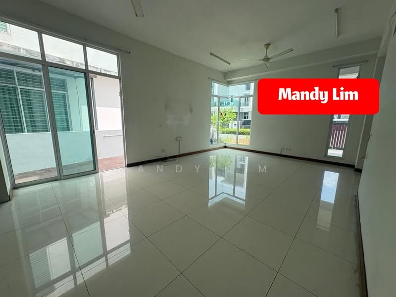 3-storey Terraced House for Sale in Gelugor (Penang) - Mandy Lim - Living Room - PropertyGuru.com.my