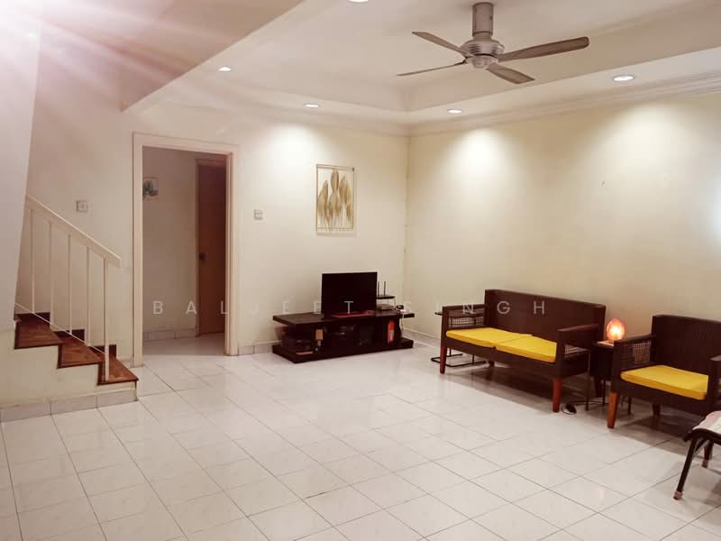 Terraced House for Sale in Taman Subang Mewah (Subang Jaya) - Baljeet Singh - Living Room - PropertyGuru.com.my