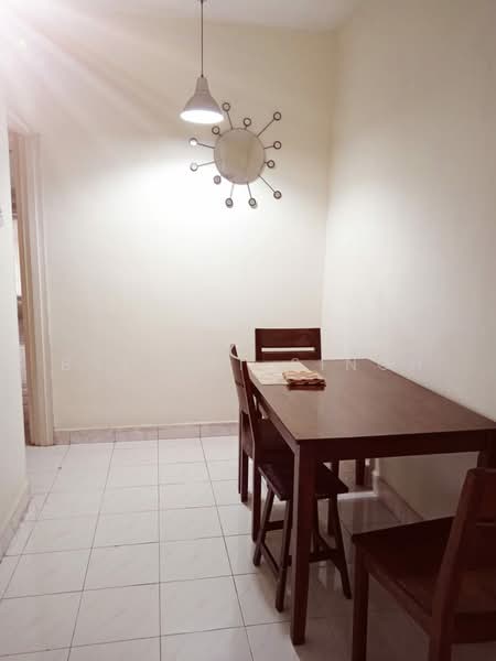 Terraced House for Sale in Taman Subang Mewah (Subang Jaya) - Baljeet Singh - Dining Room - PropertyGuru.com.my