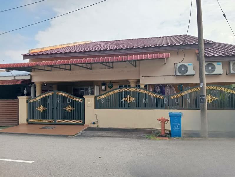 Rumah Teres 1 Tingkat untuk Dijual di Shah Alam (Selangor) - Firdaus Hamidun - Exterior - PropertyGuru.com.my
