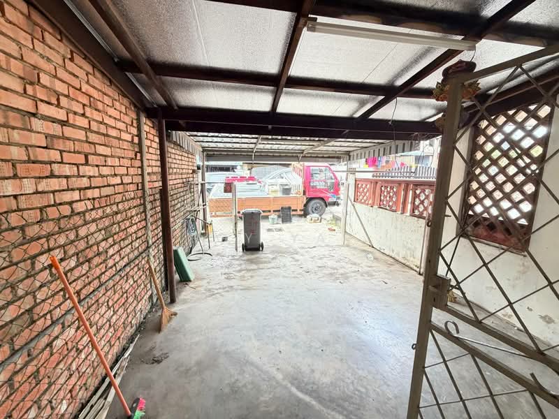 Rumah Teres 2 Tingkat untuk Disewa di Taman Damai Jaya (Skudai) - Roy Yap - Exterior - PropertyGuru.com.my