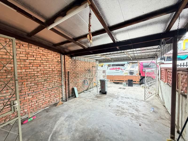 Rumah Teres 2 Tingkat untuk Disewa di Taman Damai Jaya (Skudai) - Roy Yap - Exterior - PropertyGuru.com.my