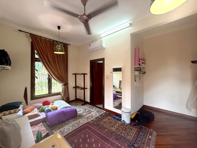 Rumah Banglo untuk Dijual di Seksyen 27 (Shah Alam) - Akmal Adam - Bedroom - PropertyGuru.com.my