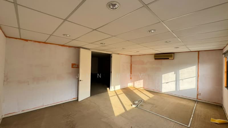 Shop / Office for Rent in Bandar Sri Damansara (Selangor) - Jun How - Interior - PropertyGuru.com.my