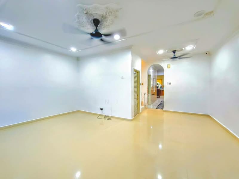 2-storey Terraced House for Rent in Prima Saujana (Kajang) - Rohani Daud - Living Room - PropertyGuru.com.my