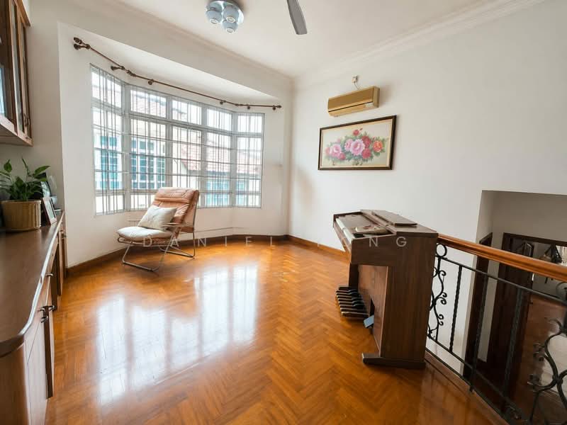 Rumah Berkembar untuk Dijual di Taman Redang (Johor Bahru) - Daniel Yong - Living Room - PropertyGuru.com.my