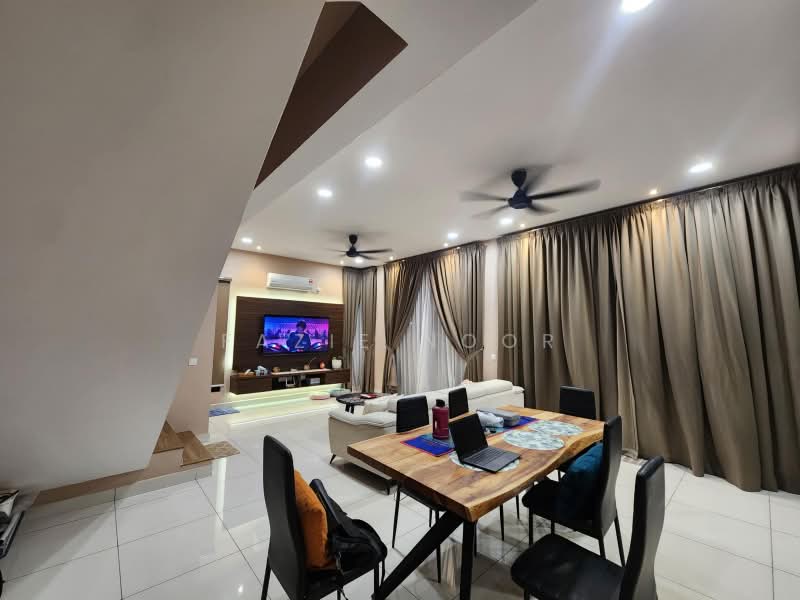 2-storey Terraced House for Sale in Elmina (Shah Alam) - Fazie Noor - Living Room - PropertyGuru.com.my