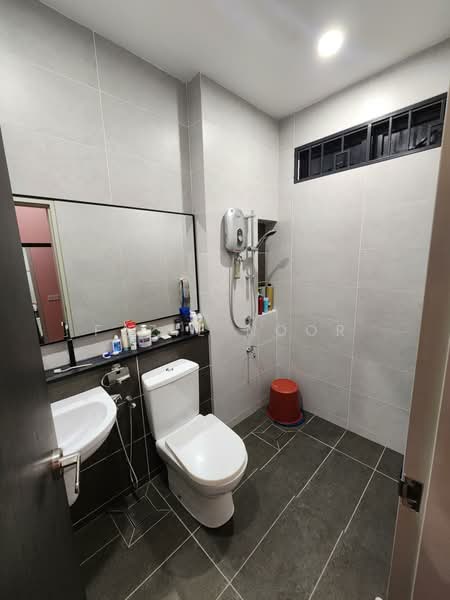 2-storey Terraced House for Sale in Elmina (Shah Alam) - Fazie Noor - Bathroom - PropertyGuru.com.my