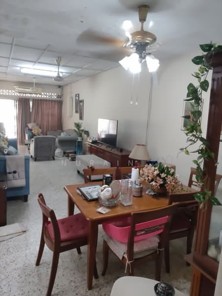 Rumah Teres 1 Tingkat untuk Dijual di Seksyen 17 (Petaling Jaya) - Nurain . - PropertyGuru.com.my